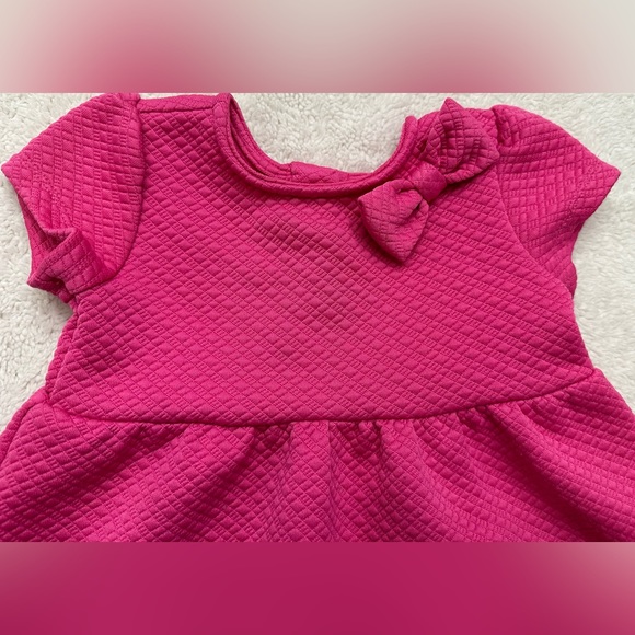Pink dress with bow 3t - Picture 2 of 4